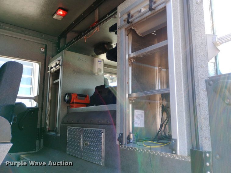 image for item DQ7158 2007 Sutphen 75' Ladder Quint fire truck