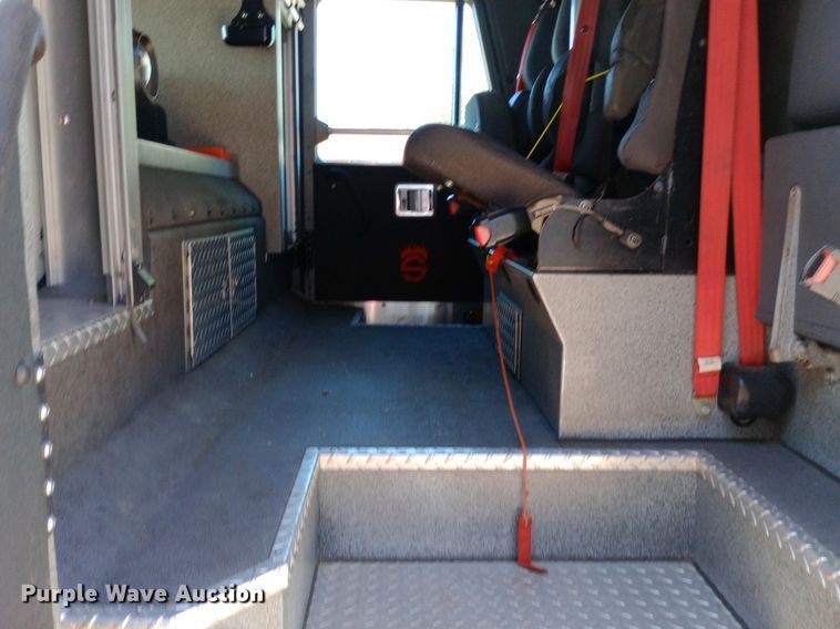 image for item DQ7158 2007 Sutphen 75' Ladder Quint fire truck