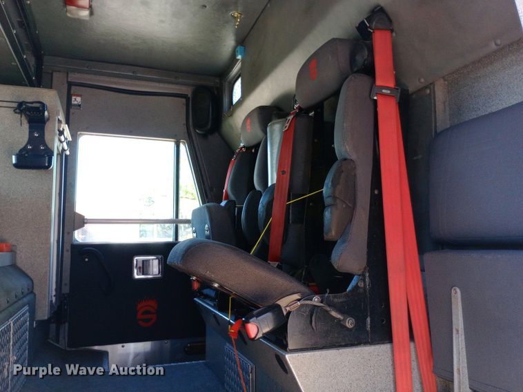 image for item DQ7158 2007 Sutphen 75' Ladder Quint fire truck