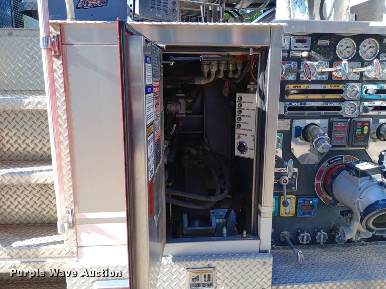 image for item DQ7158 2007 Sutphen 75' Ladder Quint fire truck