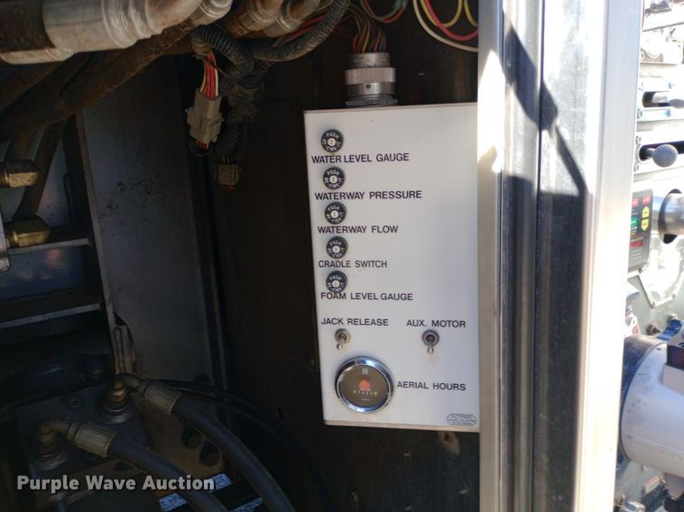 image for item DQ7158 2007 Sutphen 75' Ladder Quint fire truck