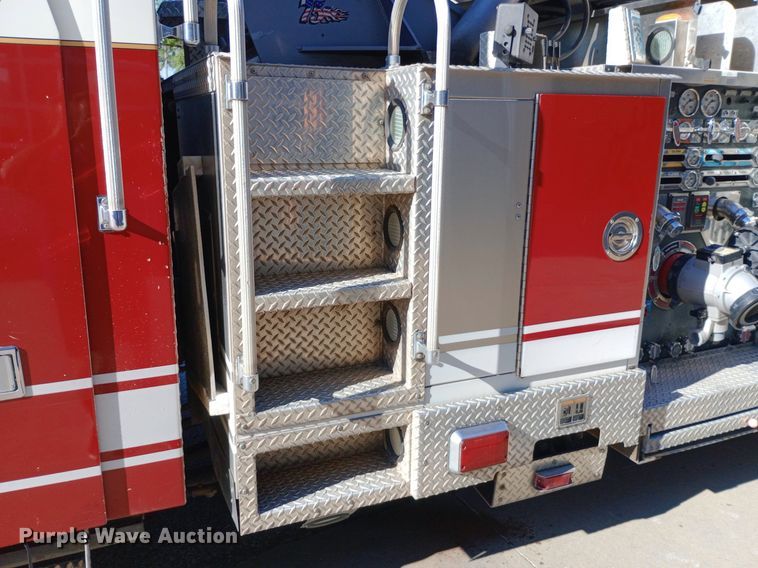 image for item DQ7158 2007 Sutphen 75' Ladder Quint fire truck