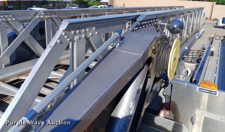 image for item DQ7158 2007 Sutphen 75' Ladder Quint fire truck