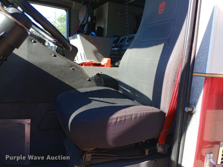 image for item DQ7158 2007 Sutphen 75' Ladder Quint fire truck