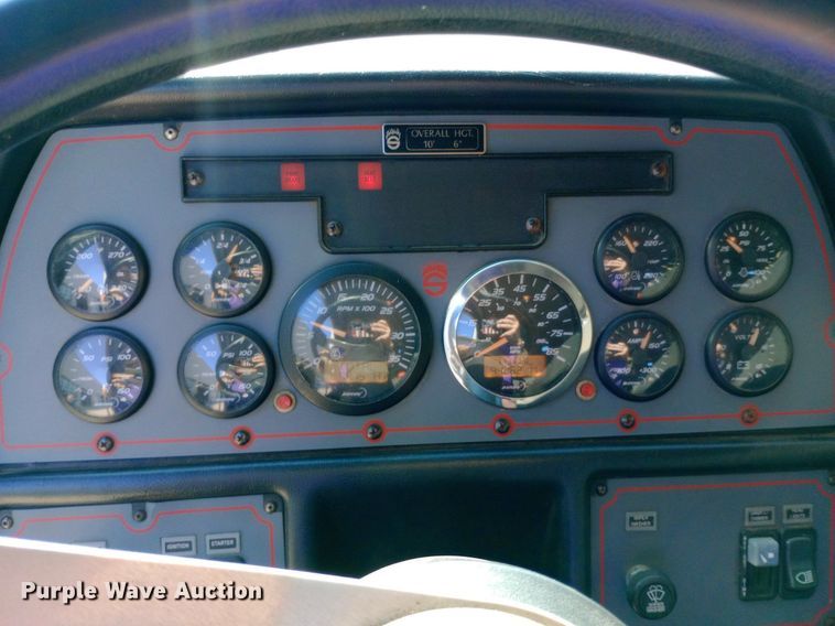 image for item DQ7158 2007 Sutphen 75' Ladder Quint fire truck