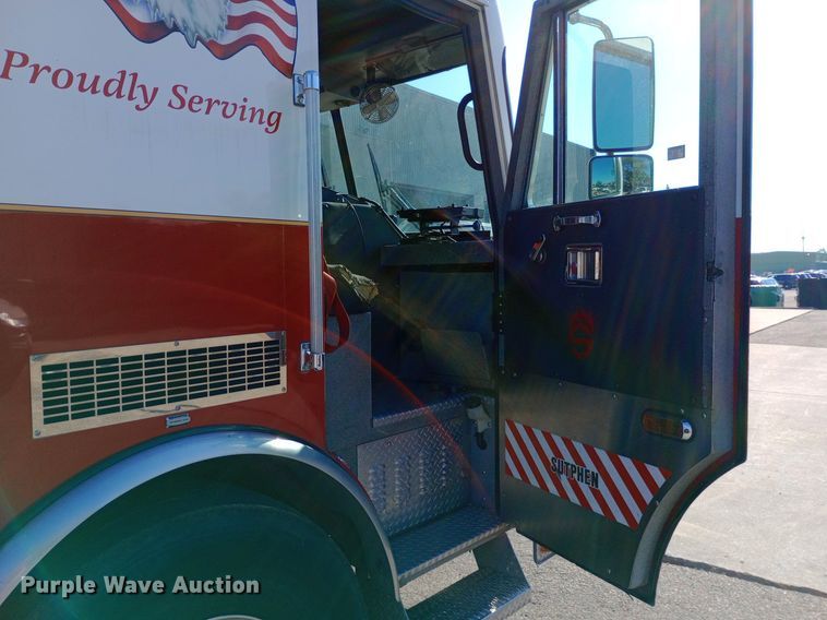 image for item DQ7158 2007 Sutphen 75' Ladder Quint fire truck