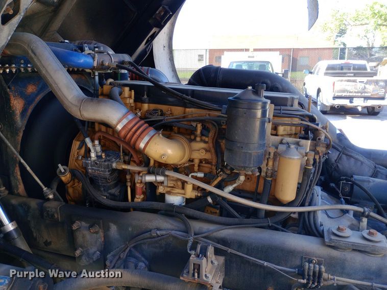 image for item DQ7158 2007 Sutphen 75' Ladder Quint fire truck