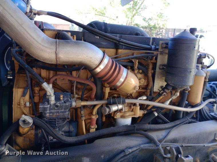 image for item DQ7158 2007 Sutphen 75' Ladder Quint fire truck