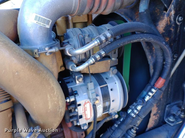 image for item DQ7158 2007 Sutphen 75' Ladder Quint fire truck