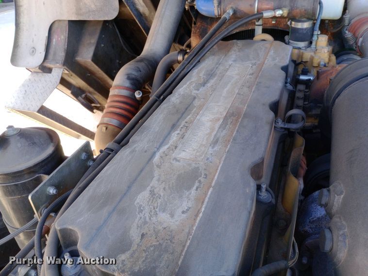 image for item DQ7158 2007 Sutphen 75' Ladder Quint fire truck