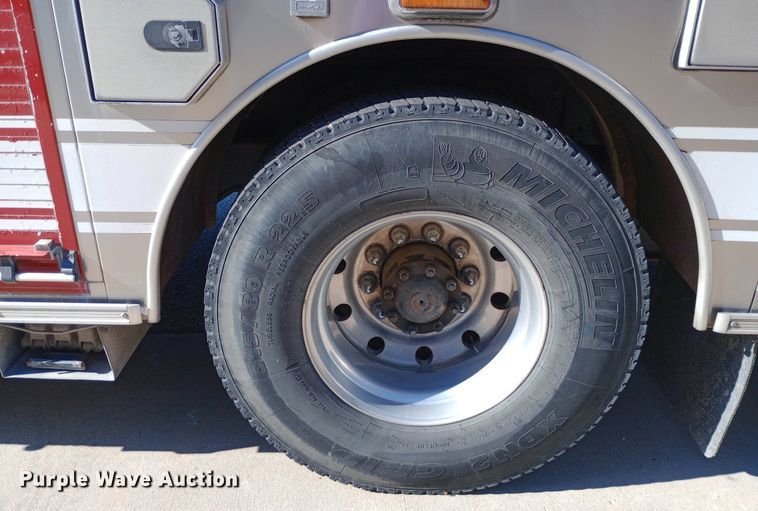 image for item DQ7158 2007 Sutphen 75' Ladder Quint fire truck