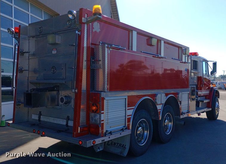 image for item DQ7159 2000 Freightliner  FL80 fire truck