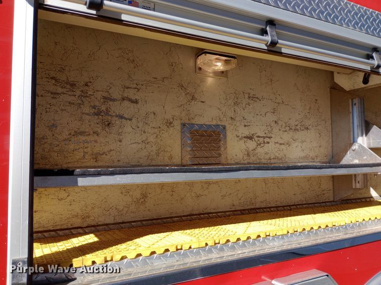 image for item DQ7159 2000 Freightliner  FL80 fire truck