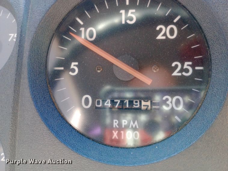 image for item DQ7159 2000 Freightliner  FL80 fire truck