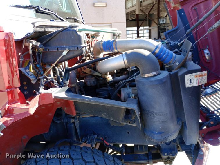 image for item DQ7159 2000 Freightliner  FL80 fire truck