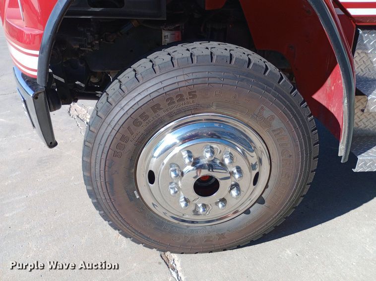 image for item DQ7159 2000 Freightliner  FL80 fire truck