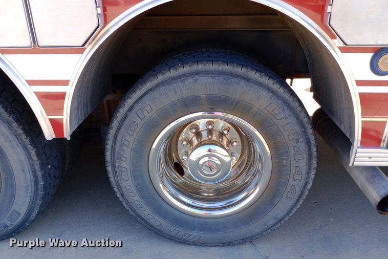 image for item DQ7159 2000 Freightliner  FL80 fire truck