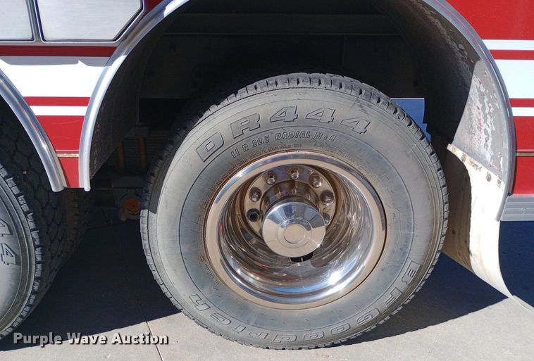 image for item DQ7159 2000 Freightliner  FL80 fire truck