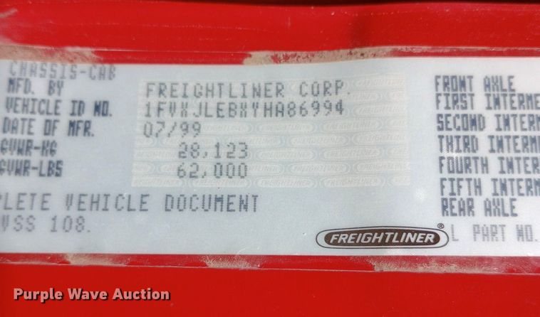 image for item DQ7159 2000 Freightliner  FL80 fire truck
