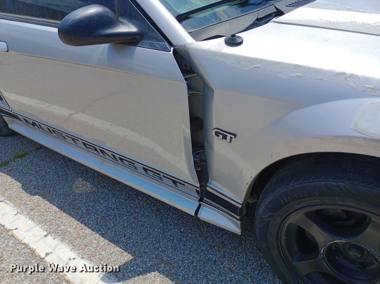 image for item DQ7168 2000 Ford Mustang GT 