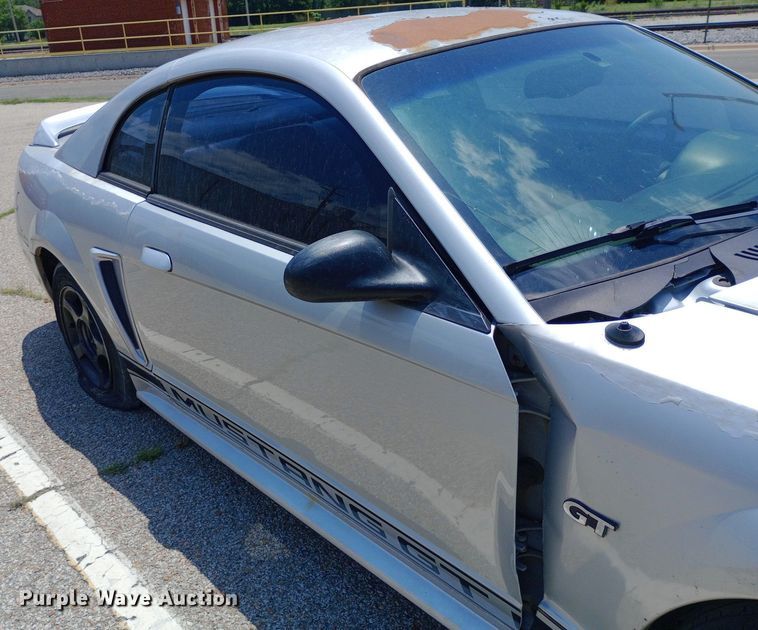 image for item DQ7168 2000 Ford Mustang GT 