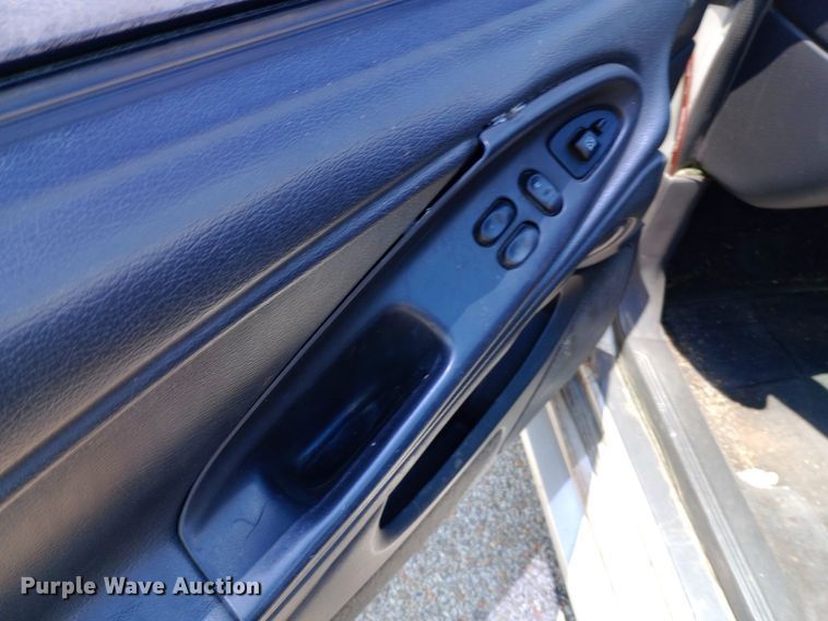 image for item DQ7168 2000 Ford Mustang GT 