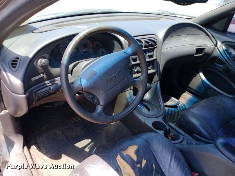 image for item DQ7168 2000 Ford Mustang GT 