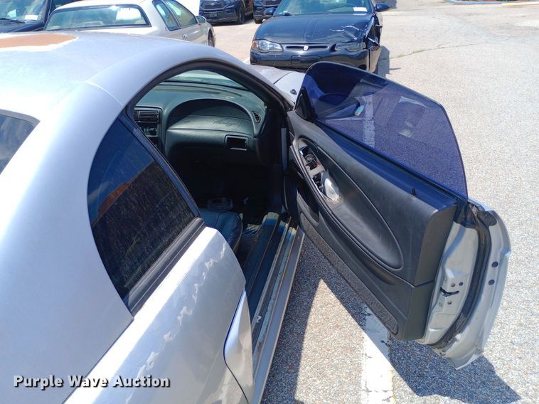 image for item DQ7168 2000 Ford Mustang GT 