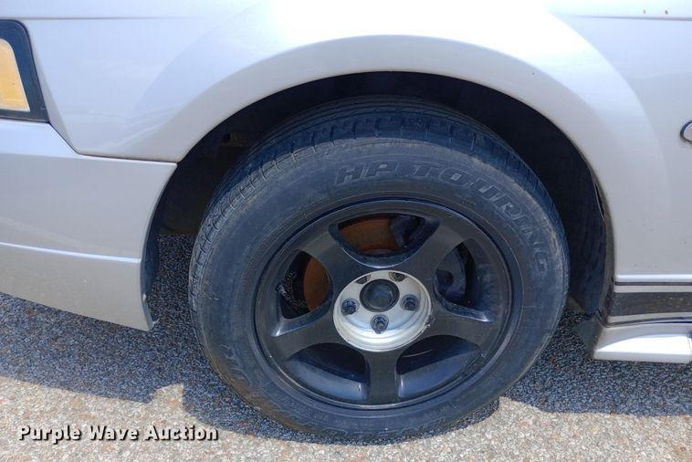 image for item DQ7168 2000 Ford Mustang GT 