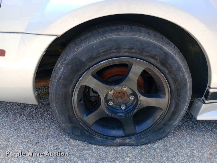 image for item DQ7168 2000 Ford Mustang GT 