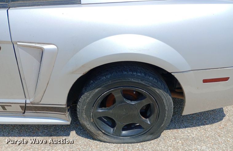 image for item DQ7168 2000 Ford Mustang GT 