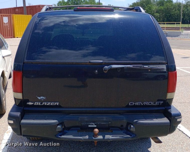 image for item DQ7171 1998 Chevrolet Blazer SUV