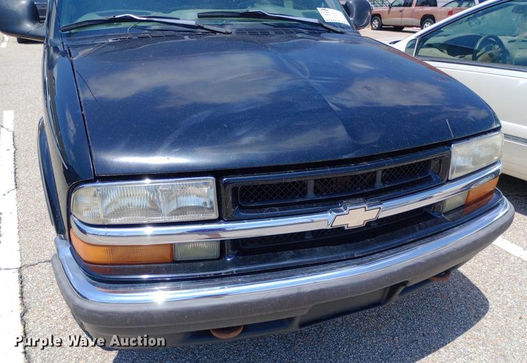 image for item DQ7171 1998 Chevrolet Blazer SUV