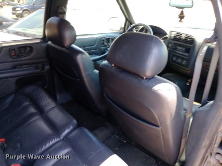 image for item DQ7171 1998 Chevrolet Blazer SUV