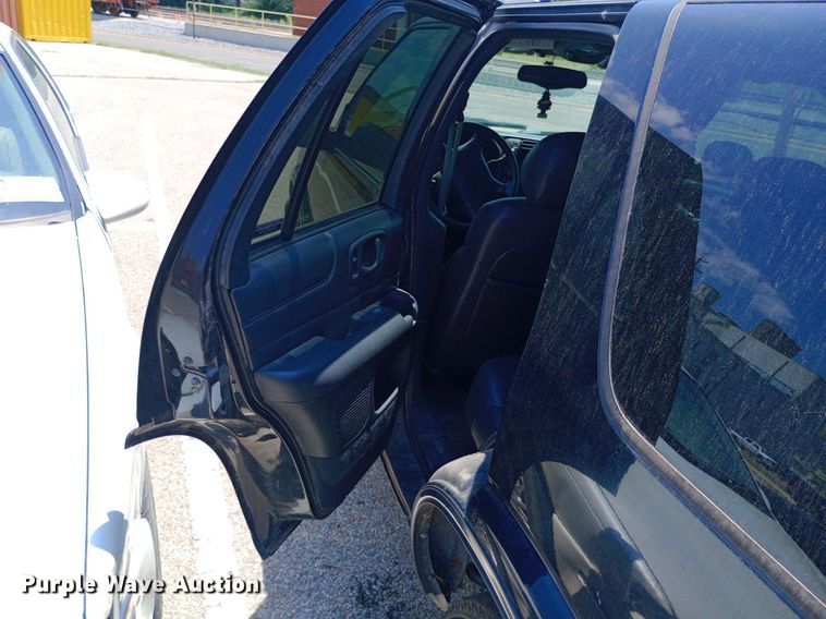 image for item DQ7171 1998 Chevrolet Blazer SUV