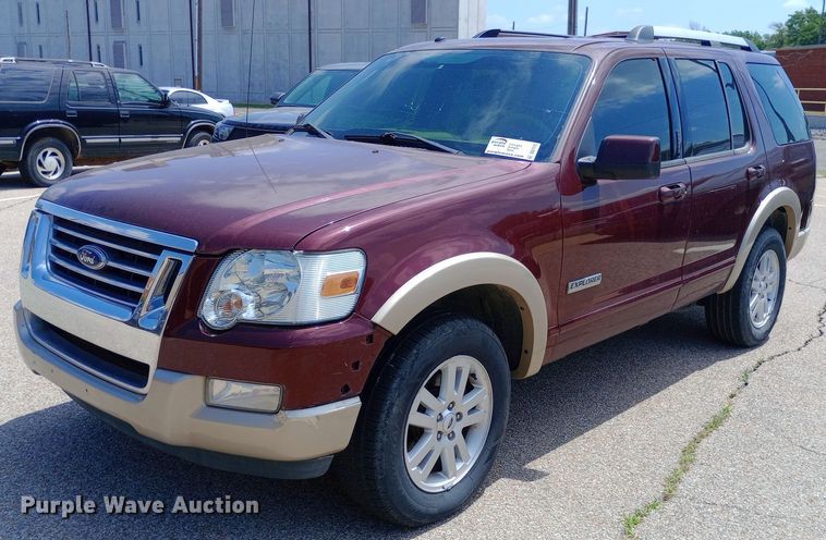 image for item DQ7172 2006 Ford Explorer Eddie Bauer SUV