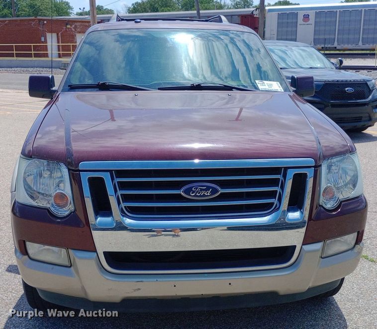 image for item DQ7172 2006 Ford Explorer Eddie Bauer SUV