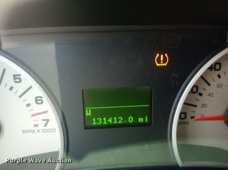 image for item DQ7172 2006 Ford Explorer Eddie Bauer SUV