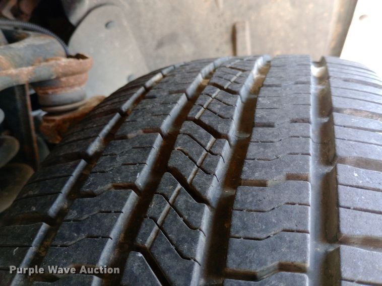 image for item DQ7172 2006 Ford Explorer Eddie Bauer SUV