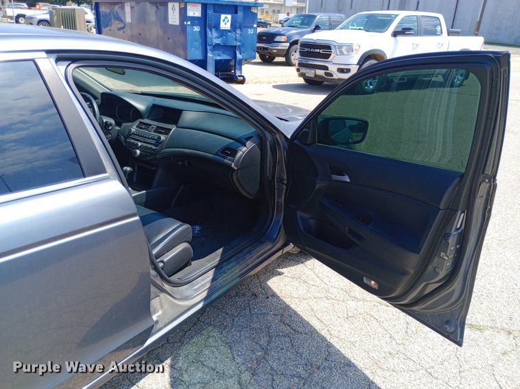 image for item DQ7174 2011 Honda Accord Special Edition 