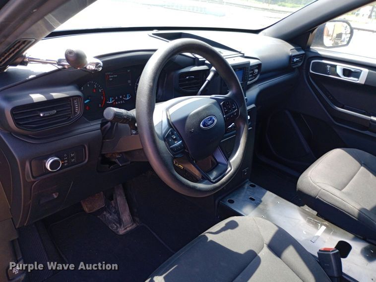 image for item DQ7175 2020 Ford Explorer Police Interceptor SUV