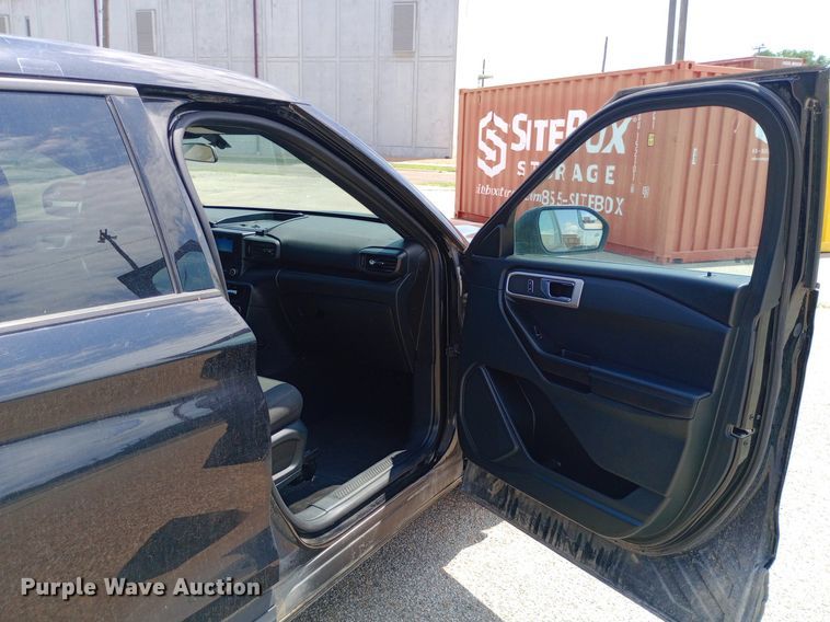 image for item DQ7175 2020 Ford Explorer Police Interceptor SUV