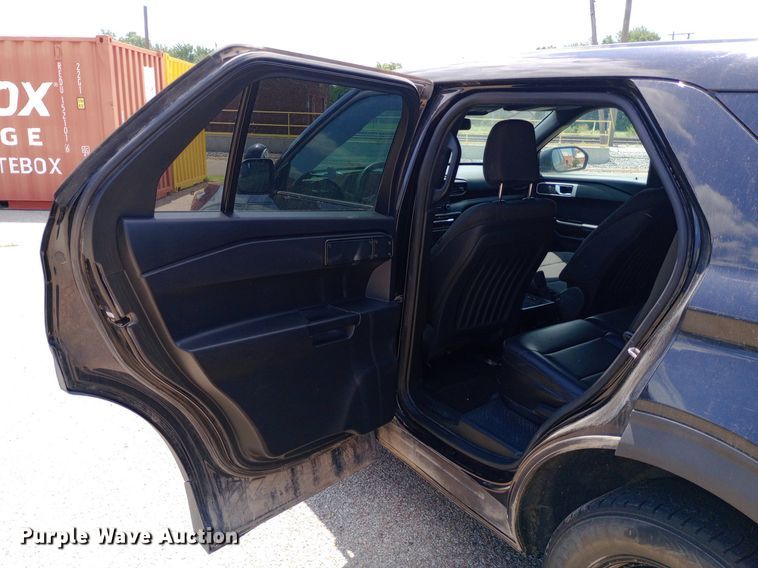 image for item DQ7175 2020 Ford Explorer Police Interceptor SUV