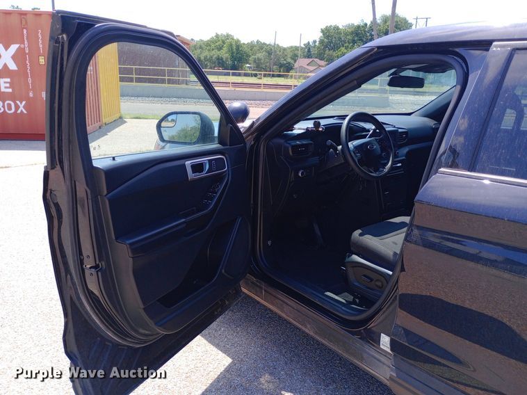 image for item DQ7176 2021 Ford Explorer Police Interceptor SUV