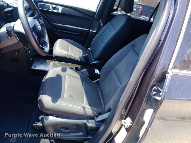 image for item DQ7176 2021 Ford Explorer Police Interceptor SUV