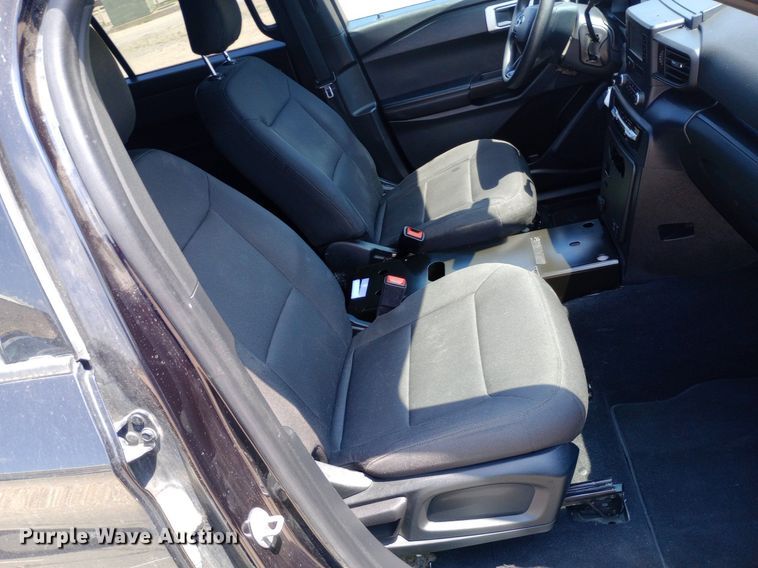 image for item DQ7176 2021 Ford Explorer Police Interceptor SUV