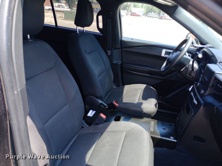 image for item DQ7176 2021 Ford Explorer Police Interceptor SUV