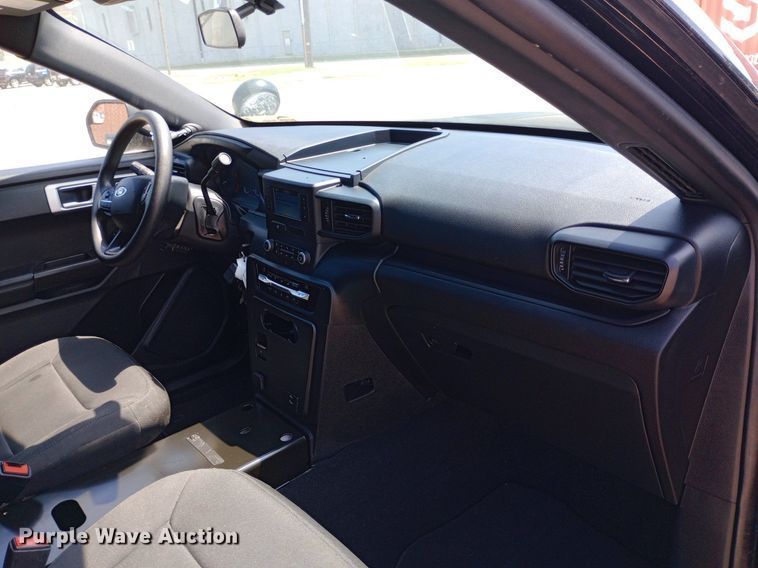 image for item DQ7176 2021 Ford Explorer Police Interceptor SUV