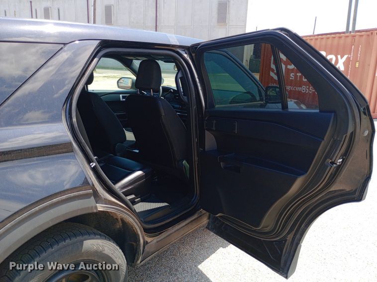 image for item DQ7176 2021 Ford Explorer Police Interceptor SUV