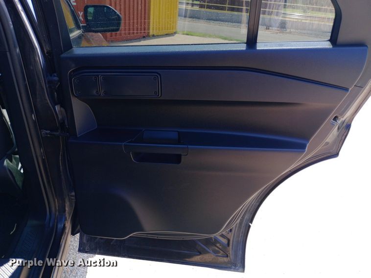 image for item DQ7176 2021 Ford Explorer Police Interceptor SUV